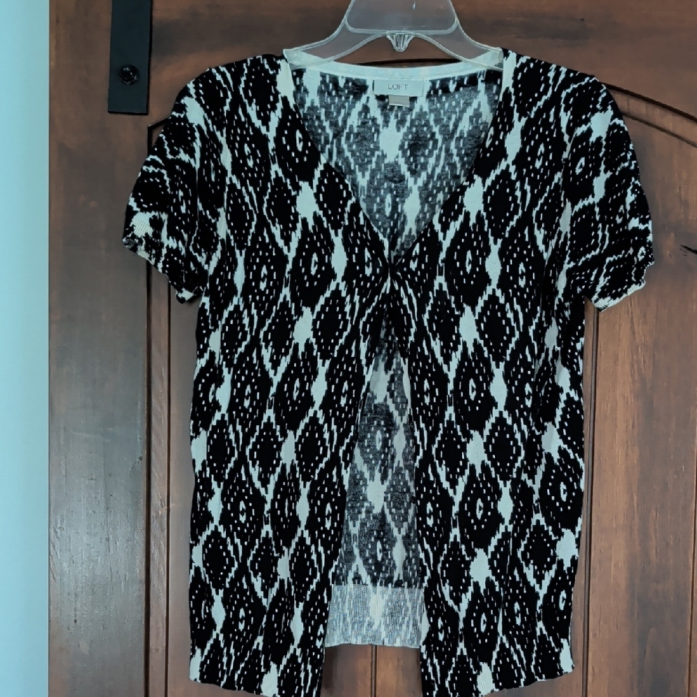 LOFT Black and White Geometric Short Sleeve Cardigan